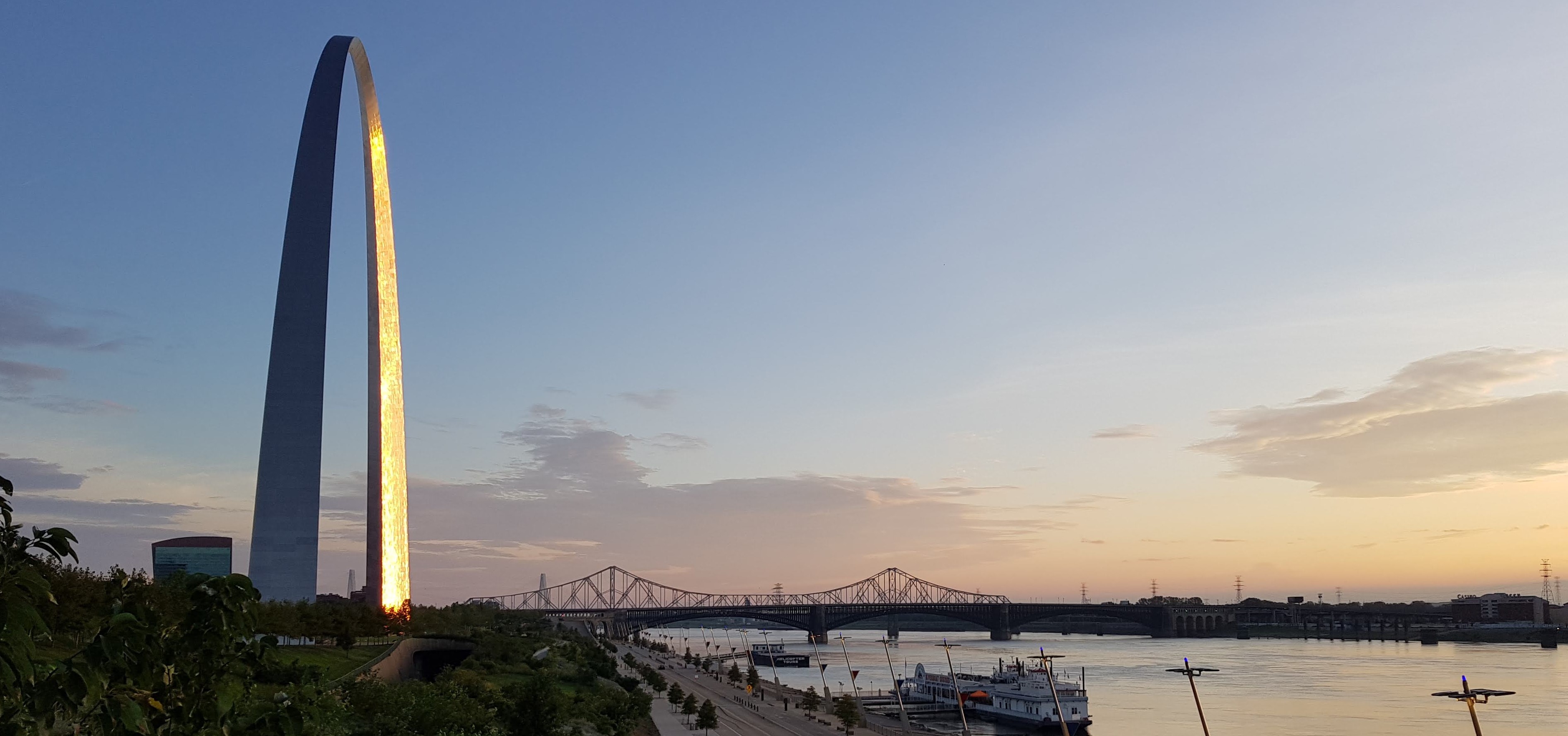 The Arch in the morning